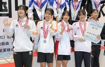 SA月寒が2位　「最初で最後の全中競泳」　女子400メートルリレー　北海道中学新記録も