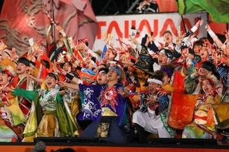 世界のヨサコイ　30組演舞　札幌で「ソーランナイト」
