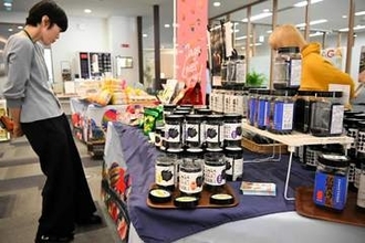 有明海産焼きのり・小城羊羹…探そう佐賀の名産品　札幌で初フェア　7日まで