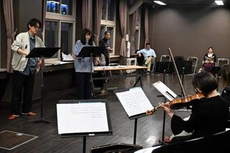 不滅の愛　7人の名曲でつなぐ　札幌室内歌劇場　オペラ「新編ロミオとジュリエット」　札幌で8、9日　ジュリエットは場面ごと6人