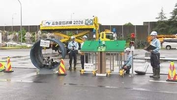 高速道路の応急復旧訓練　豪雨などによる被災を想定　広島・東広島市