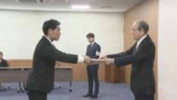 「大きな政策の変更・改革しっかりと進めていきたい」衆院選　広島の小選挙区の当選者に証書