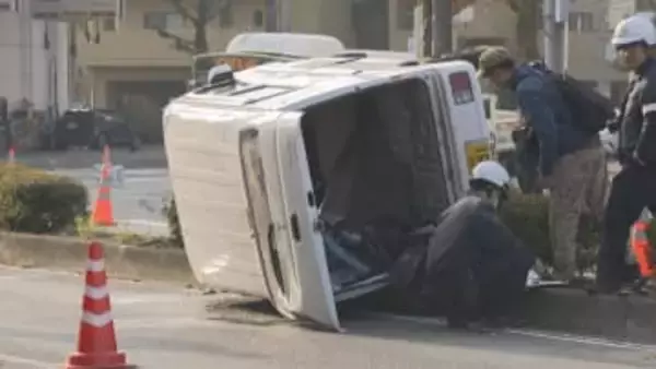 飲酒運転か　広島市内で3台絡む事故　男を現行犯逮捕