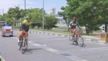 スタントマンによる事故の再現 自転車のマナーアップを呼びかける