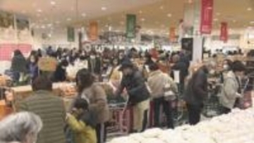 「支度大変…子どもたち来るから水炊きに」正月準備で産直市にぎわい　広島