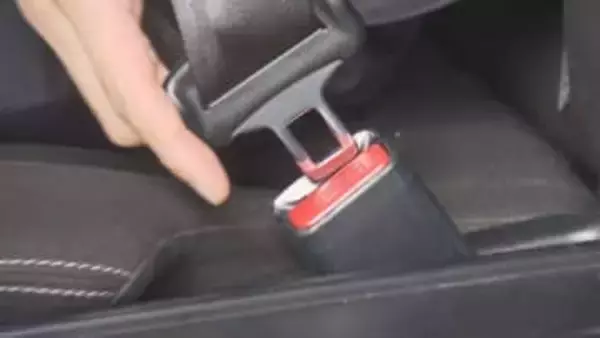 後部座席でのシートベルト着用率 一般道では半分以下　広島