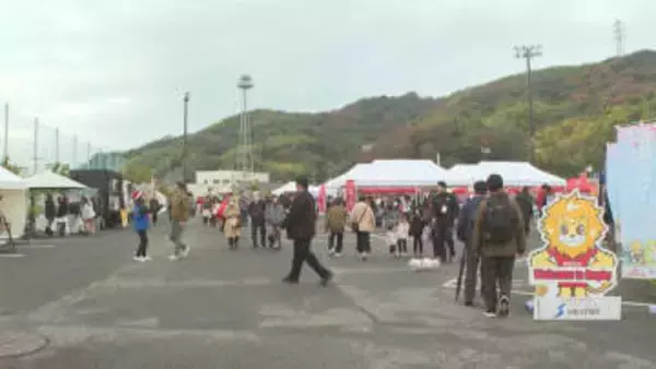 中国電力ラグビー部　公式戦前にクリスマスイベント　坂町