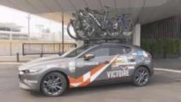 マツダがヴィクトワール広島に「ＭＡＺＤＡ３」を贈呈