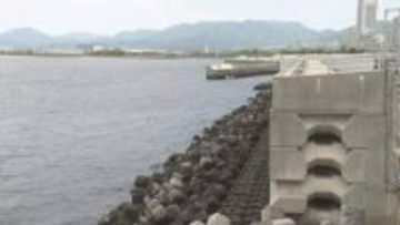 消波ブロック上に男性 死亡確認　広島市西区