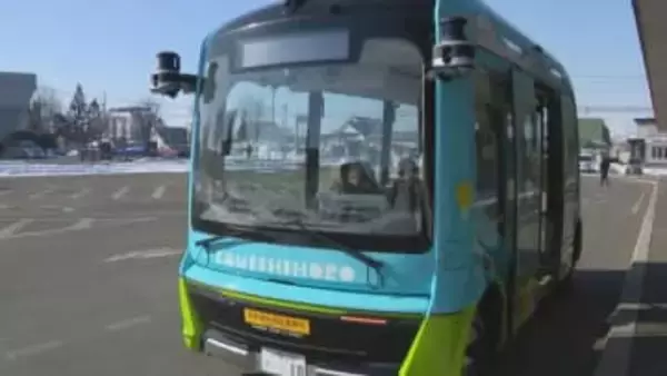 北海道上士幌町　自動運転バスの実証実験　10台超のカメラとセンサーでAIが周囲の状況を把握