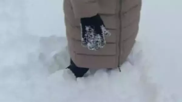 「本日4回目の雪かき」札幌市北区あいの里、積雪36cm　帰宅ラッシュを前に視界悪化・事故や転倒に注意を