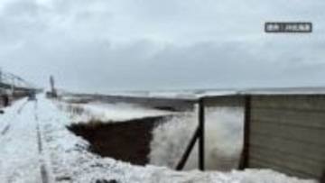 線路脇の地盤が流出 特急おおぞら全区間運休 ほかにも多数の倒木…今後も運休増か 代行運行せず JR北海道