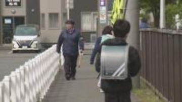 「クマらしい4足歩行する動物を見た」深夜の住宅街で目撃通報　小学校は見守り登校　苫小牧市