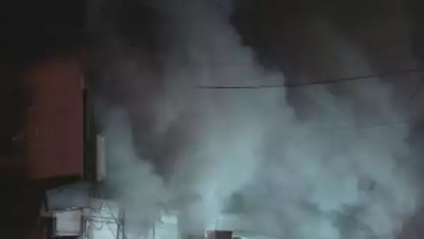 ＜速報＞「天ぷら油から火」住宅兼飲食店から出火　現在も消火活動中　札幌・清田区