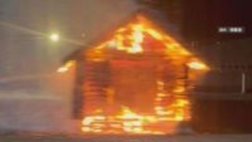 「バス停が燃えている」  待合小屋が燃える…火の気なく不審火の可能性も 午前1時の留寿都村