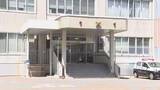 「「おなか空いた」女児がコンビニに…店員が通報 20代母と同居男が "半日置き去り"で飲酒が判明　釧路市」の画像1