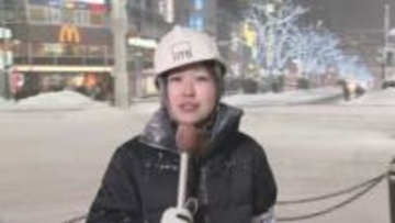 札幌・すすきの、いまの状況　強風と湿った雪で視界不良、帰宅時間帯は傘も危険　路面にも注意を