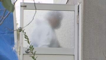 腐敗遺体発見の住宅　世帯主の息子・娘と連絡取れず　遺体は布団で包まれひもで縛られる　北海道小樽市