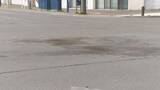 「旭川市でパトカー追跡のバイクが交差点で軽乗用車と衝突、1人けが」の画像1