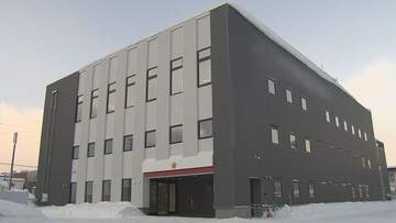 「旅館のトイレに男が居座っている」建造物侵入の疑いで18歳の男逮捕 “玄関に客以外の靴”で発覚 砂川市