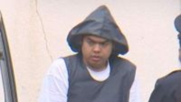 苫小牧市　共同住宅の玄関"段ボール"に火をつけたか　26歳男を逮捕・送検　連続不審火への関与をほのめかす