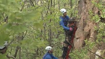 夏山シーズンに備え　道警が山岳遭難救助訓練　「技量に見合っているか、天候や気温の確認・準備を」