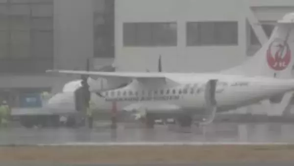 ＜速報＞函館空港に“緊急着陸” 過冷却水滴原因で着氷か けが人なし 札幌・丘珠ー秋田 日本航空2823便