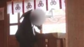 【防カメ映像】棒状のものをさい銭箱の中に…窃盗未遂などの疑いで78歳男逮捕「神社を取り締まりたかった」