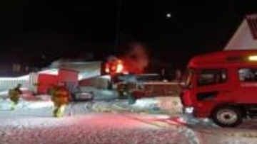＜速報＞「要救助者がいる」との情報も　2階建て住宅焼く火事　現在消火活動中　北海道・江別市