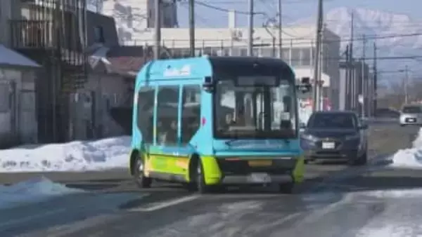 「普通に速い」8人乗り最高時速40キロで走行　自動運転バスの実証実験　試験運行始まる　上士幌町