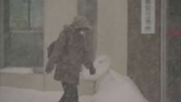 「雪の量が多く大変」日本列島を襲う最長寒波　22日朝にかけ北海道・石狩地方で大雪・交通障害に厳重警戒