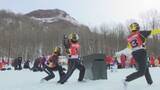「チームプレイと戦略が勝敗を左右　昭和新山国際雪合戦はじまる　大型ダンプ20杯分の雪を輸送　壮瞥町」の画像1