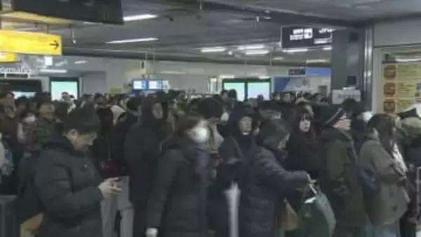 快速エアポートなど午後1時過ぎに運転再開も影響甚大　札幌圏で大雪によるJR運休405本、14万人に影響