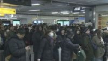 快速エアポートなど午後1時過ぎに運転再開も影響甚大　札幌圏で大雪によるJR運休405本、14万人に影響