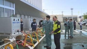 大規模な断水が続く根室市を鈴木知事が視察　市は26日までの完全復旧目指す