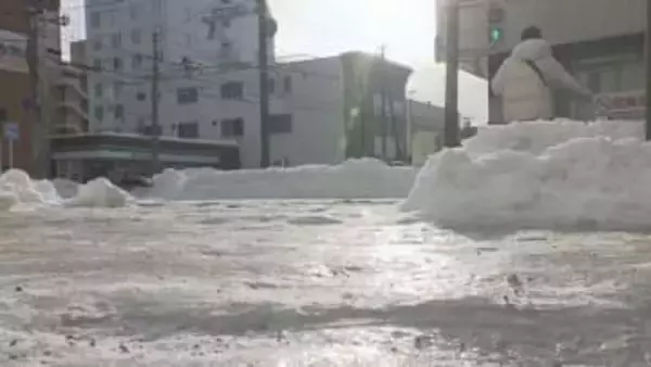 足元確かめ・・・路面凍結しツルツル　転倒して救急搬送された人数が過去5年で最多ペース