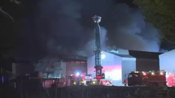 「鶏舎が燃えている」ニワトリ約4万羽を飼育の養鶏場で火事　千歳市