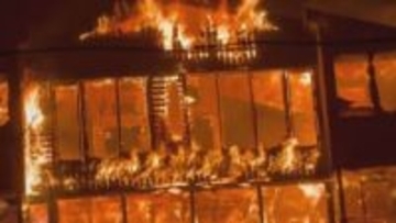 北海道蘭越町　カナダ国籍の男性が所有する建物が燃える火事　けが人なし