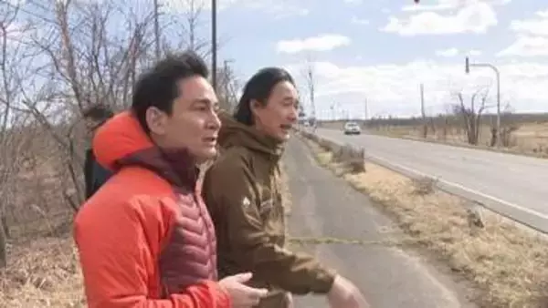 アルピニストの野口健さん　釧路湿原でメガソーラー建設現場を視察