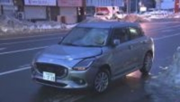 「車と歩行者の事故」…札幌市豊平区の国道36号で女性が乗用車にはねられ病院搬送