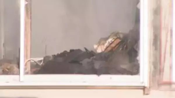 釧路市の2階建て住宅で火事　高齢女性が病院搬送　命に別状なし　1時間半後に鎮火　釧路市内に乾燥注意報