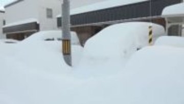 「災害かと思うくらい」24時間で47cmの大雪　強い冬型の気圧配置で札幌に大雪