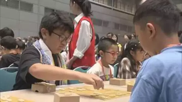 "国内最大級"の将棋大会「テーブルマークこども大会」が札幌で開催 小学生以下の186人が真剣に一手