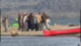 「北海道・支笏湖でSUP転覆、救助カヤックが行方不明に 湖に投げ出された3人は救助され無事」の画像1