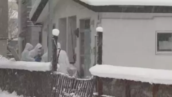 女性2人の遺体に刺されたような傷　けがをしている男性から事情聴く方針　札幌市南区の住宅