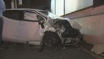 右・直の事故か　乗用車同士が衝突　双方の男性運転手が病院搬送　函館市