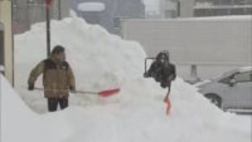 25日の札幌は記録的な大雪　その影響が26日も　積雪によるスタックや落雪に注意