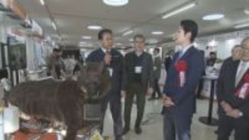 大きな音でクマを追い払うオオカミ型ロボットが進化　地域の課題解決に最新技術を展示「ビジネスEXPO」