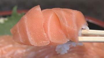 中東情勢の悪化で海外産サーモン高値に悲鳴　輸送費急騰で仕入れ値1〜2割上昇　海鮮丼専門店「値上げ検討」