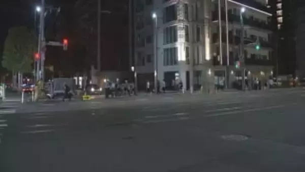 客を乗せ赤信号無視のタクシー　交差点での事故で歩行者をまき込み死亡させた疑いで逮捕